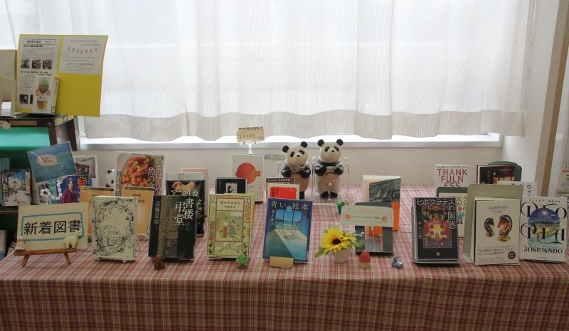 1年図書ガイダンス (14).JPG